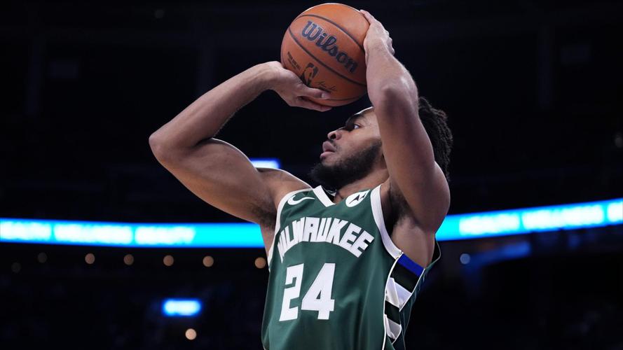 雄鹿裁托马斯湖人陷困境，底薪捡漏或成争冠转折奇招