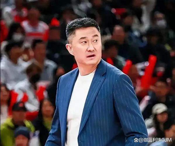 杜锋：球队还在观察大外援对崔永熙的使用目前还有所保护