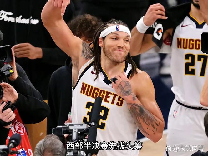 最后一节拯救了球队！但掘金后场核心在前三节的表现都非常平庸