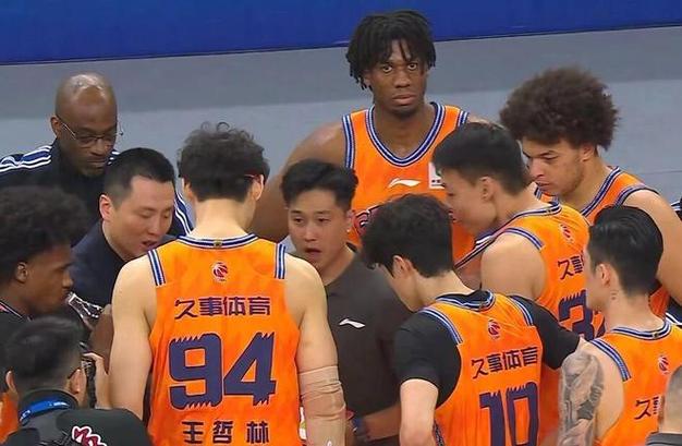 主场32分惨败上海！山西主帅：这是我接队以来，打得最差一场比赛