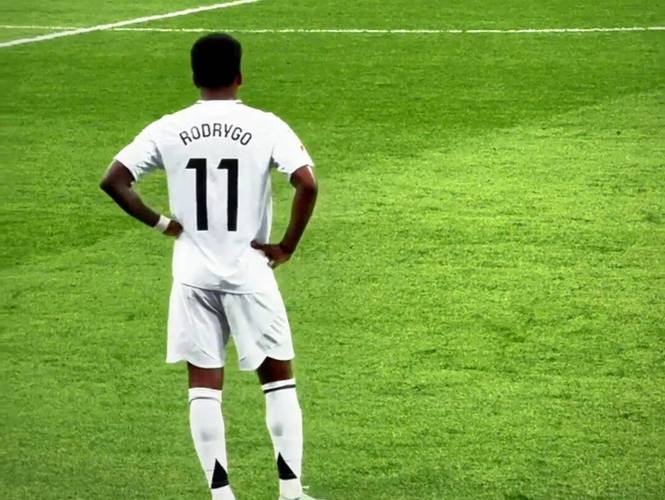 逆天！队报：皇马还检查错了卡马文加的伤脚踝，球员最后伤缺两周