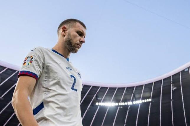 隆戈：切尔西有意AC米兰后卫帕夫洛维奇，米兰正推动与他续约