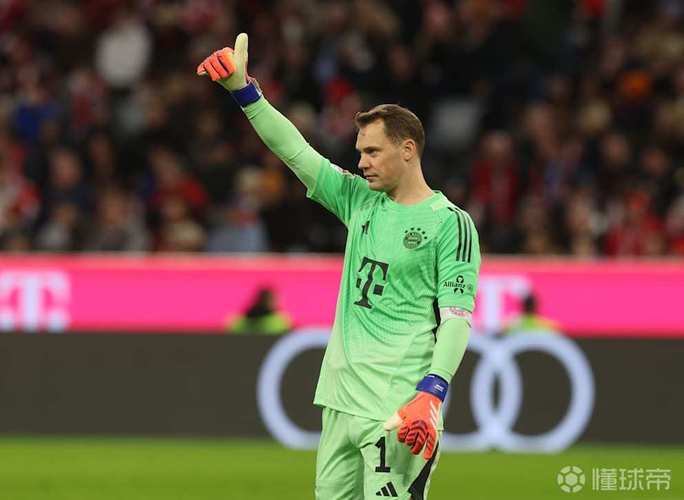 马加特：诺伊尔在门将位置与梅西C罗同级别，巅峰期如今能卖1.5亿