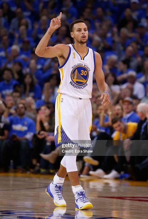 斯蒂芬库里多少号球衣，斯蒂芬库里多少斤