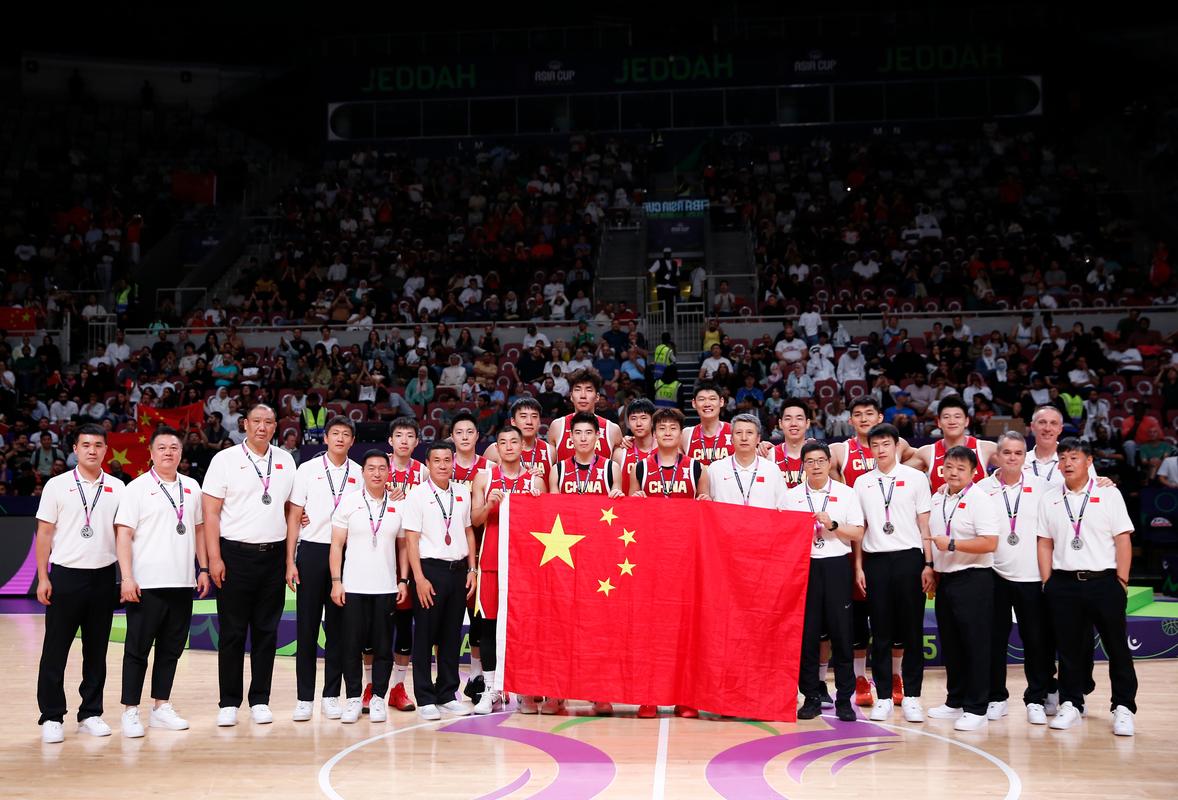 2015男篮亚锦赛中国队阵容，2015男篮亚锦赛数据？