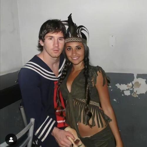 梅西谈过几次恋爱，梅西交往过的女朋友