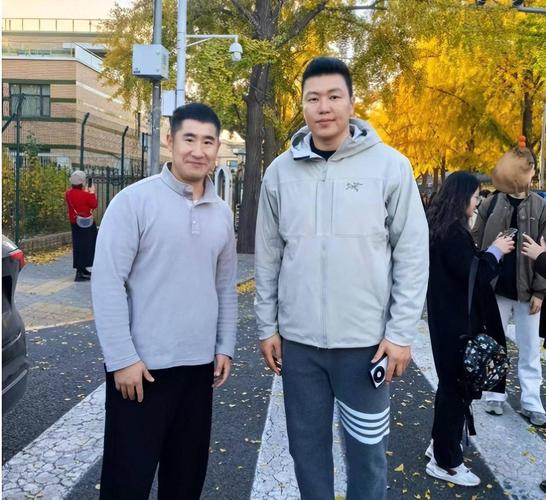 李根在哪个球队打球，李根原来是哪个球队